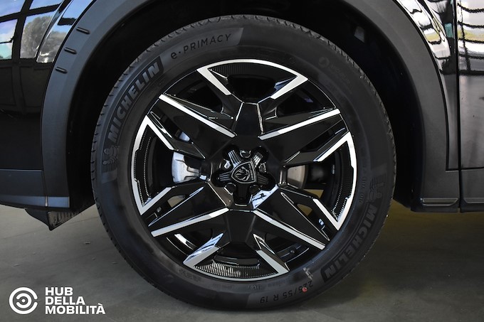 PEUGEOT 3008 Hybrid 136 e-DCS6 Allure